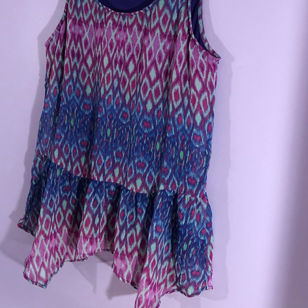 NWOT Express Relaxed Fit Shirred Bottom Tank Top - Picture 2 of 6